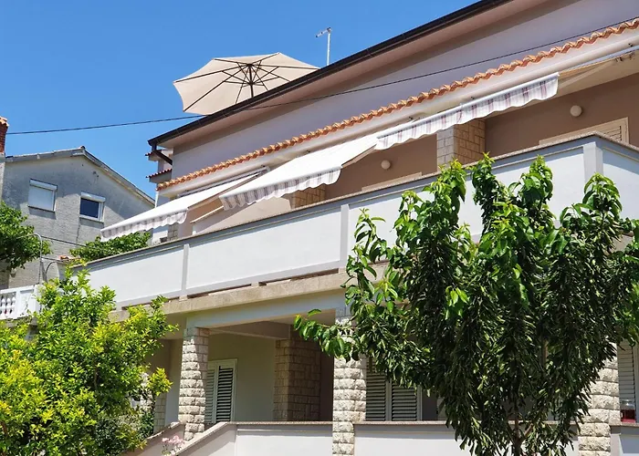 아파트 In Mit Privatem Balkon By Interhome *