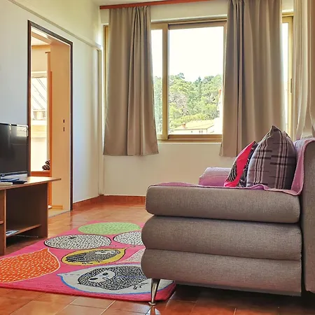 Apartment In Mit Privatem Balkon By Interhome