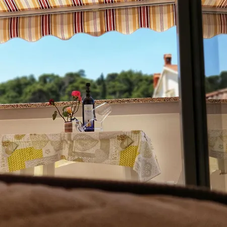 In Mit Privatem Balkon By Interhome Palit