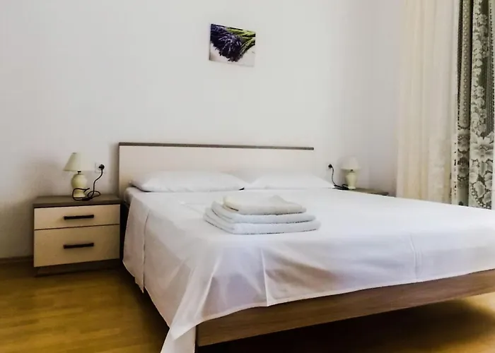 In Mit Privatem Balkon By Interhome Apartment